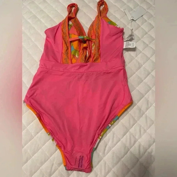 Trina Turk Playa de Flor Floral One piece Swimsuit - Picture 8 of 11